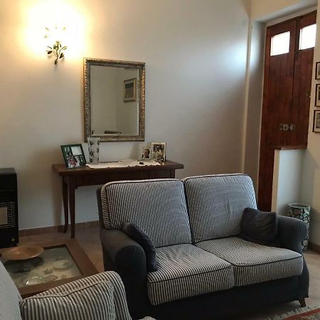 Sardegna Vicino Ad Olbia "La Casa Nel Vicolo" Villa Berchidda Exterior foto
