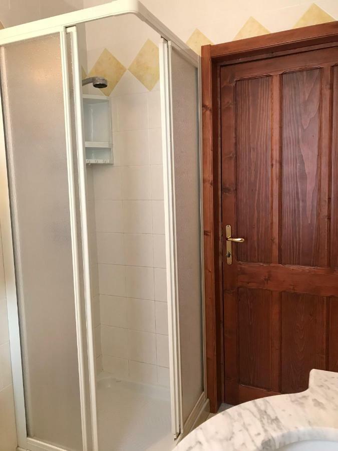 Sardegna Vicino Ad Olbia "La Casa Nel Vicolo" Villa Berchidda Exterior foto
