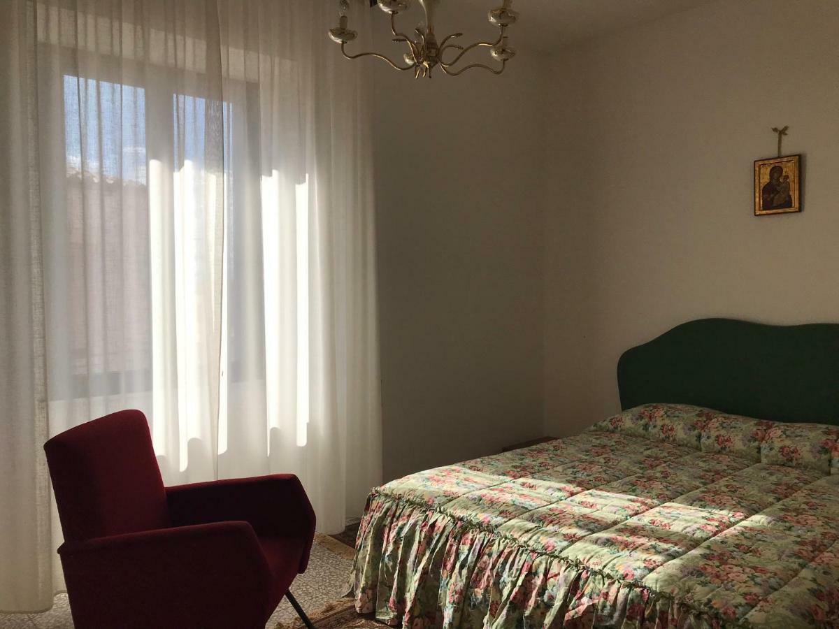 Sardegna Vicino Ad Olbia "La Casa Nel Vicolo" Villa Berchidda Exterior foto
