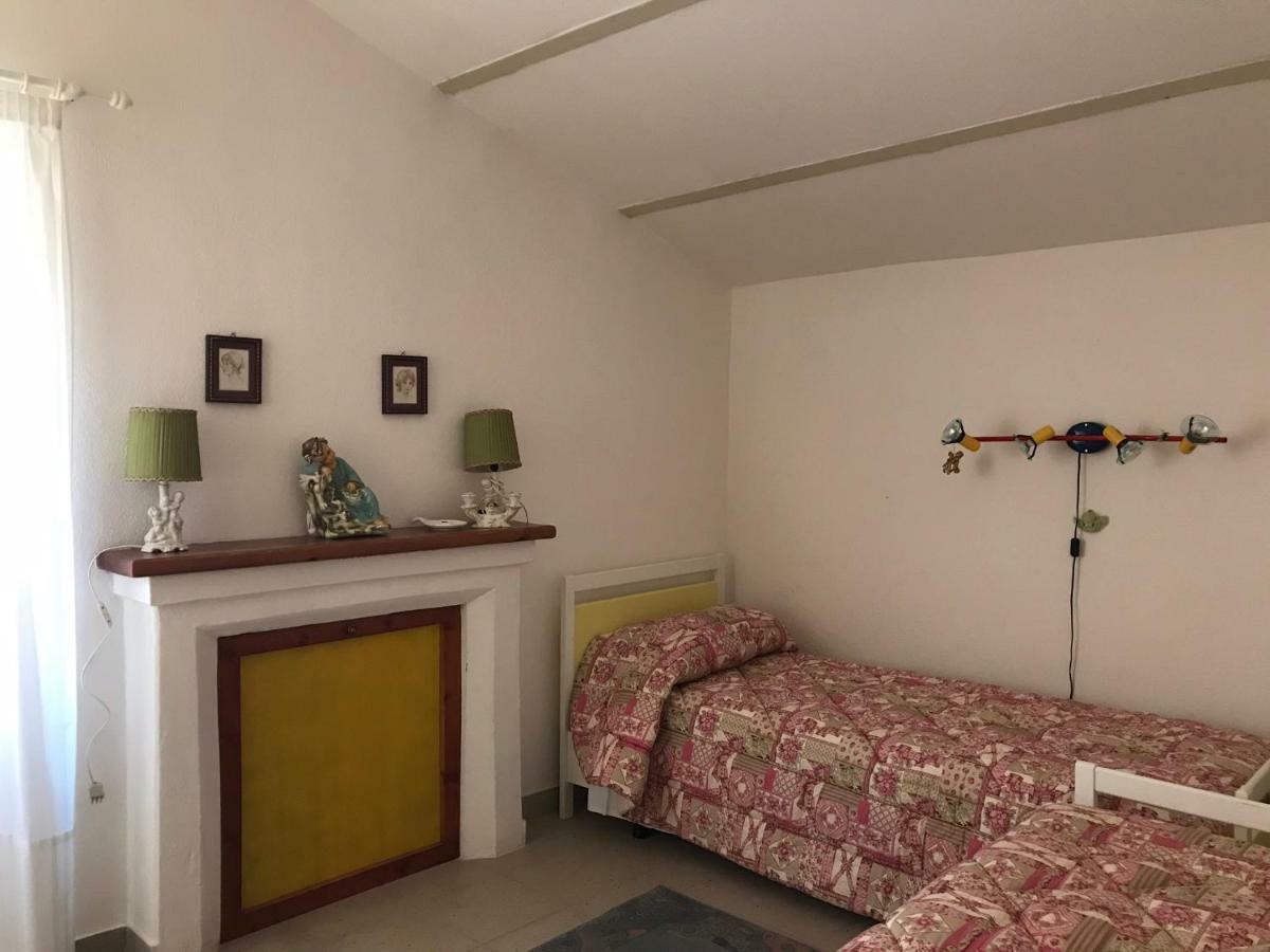 Sardegna Vicino Ad Olbia "La Casa Nel Vicolo" Villa Berchidda Exterior foto